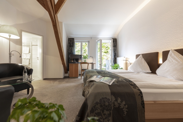 Dom Hotel (Augsburg)
